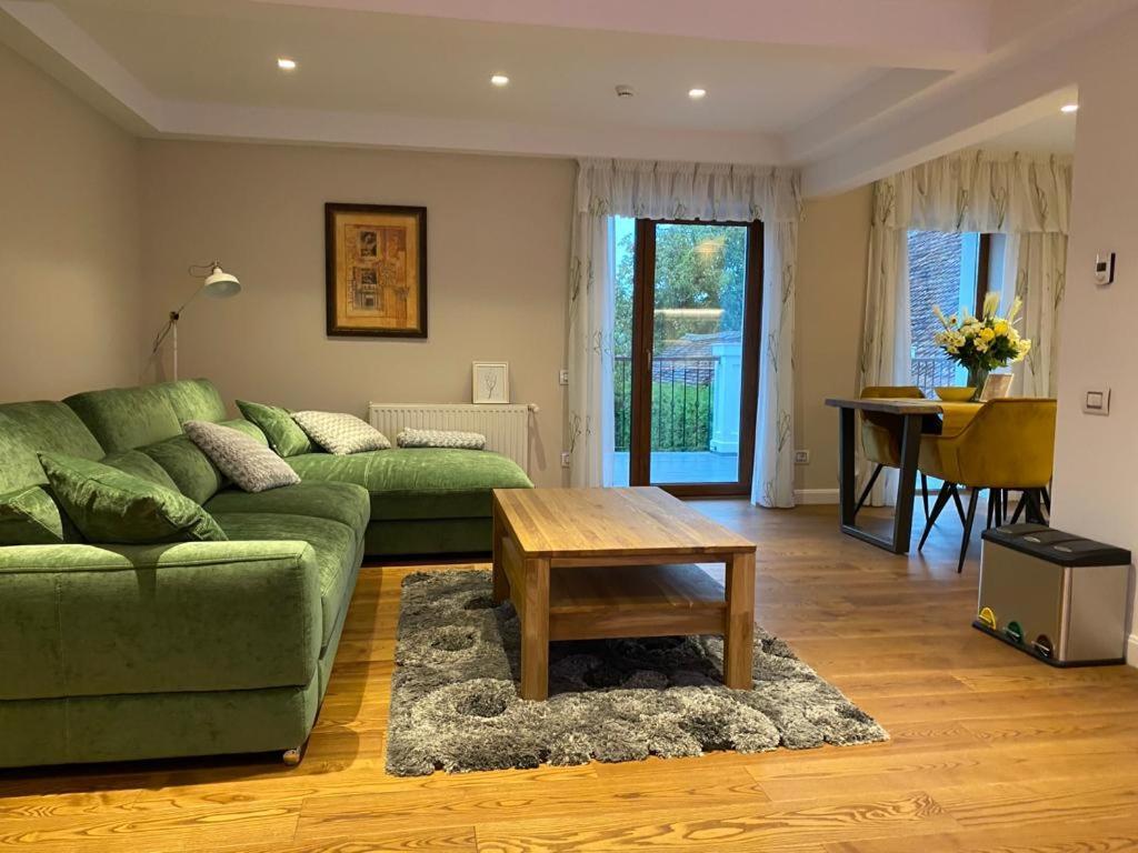 Apartaments Rîşnov 외부 사진